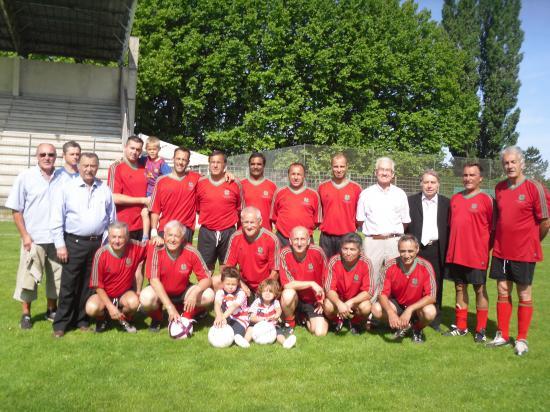 Anciens USFE JUIN 2011 .25 me anniverssaire de l'amicale.