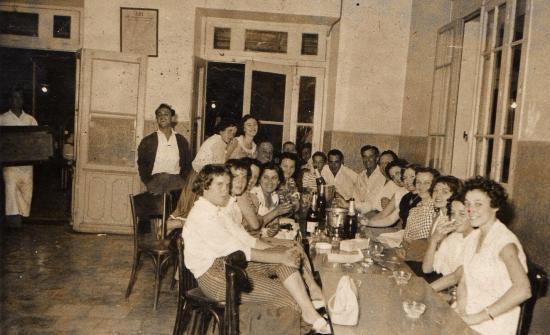 1956 à Fort de l'Eau ... familles "mahonnaises"!