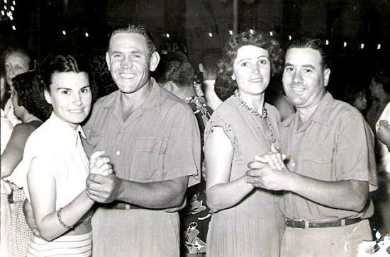 15 Aout 1952.Fêtes annuelles du village.