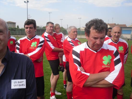 La minute de silence avant le match.